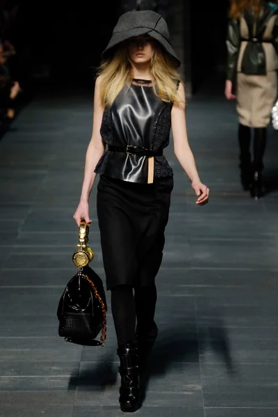 Look 5
